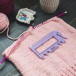 Naalddiktemeter Proeflap controle met Garensnijder KnitPro