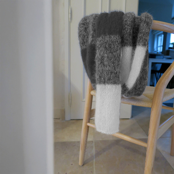 Farah, Gebreide Ombre sjaal in Mohair Breipakket Wolnut Farah, Gebreide Ombre sjaal in Mohair Breipakket Wolnut