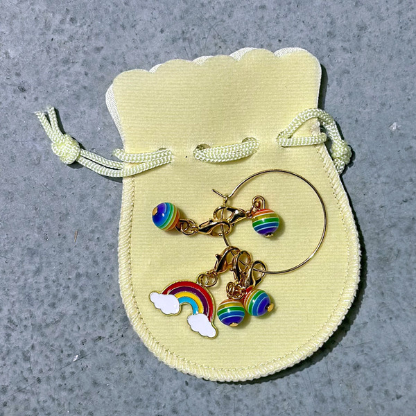 Stekenmarkeerders Regenboog in etui (5 stuks) Stekenmarkeerders Regenboog in etui (5 stuks)