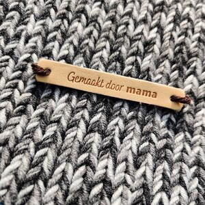 Leren label Gemaakt door mama Leren label Gemaakt door mama