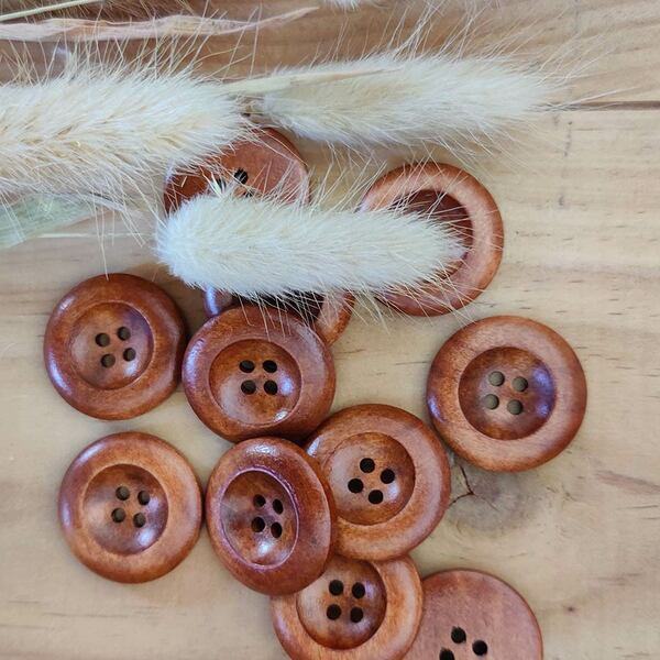 Knoop Hout Koffie Rond met 4 gaten 25 mm ButtonLine